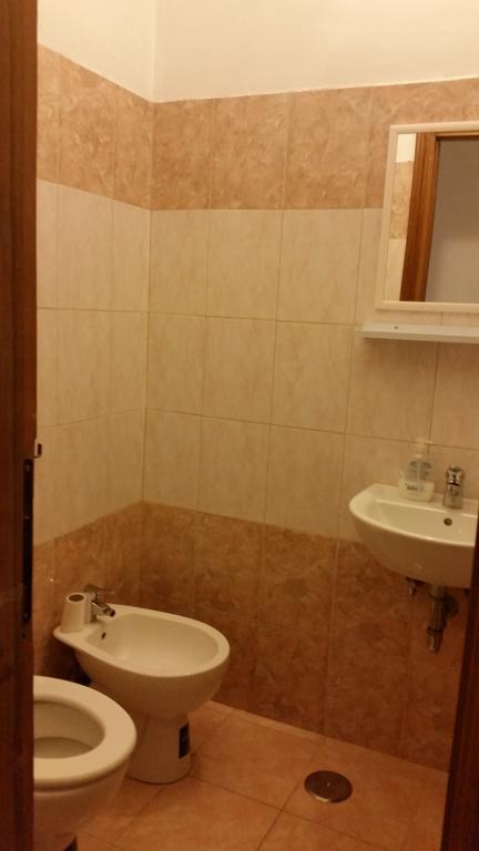 Guesthouse Ava Рим Екстер'єр фото